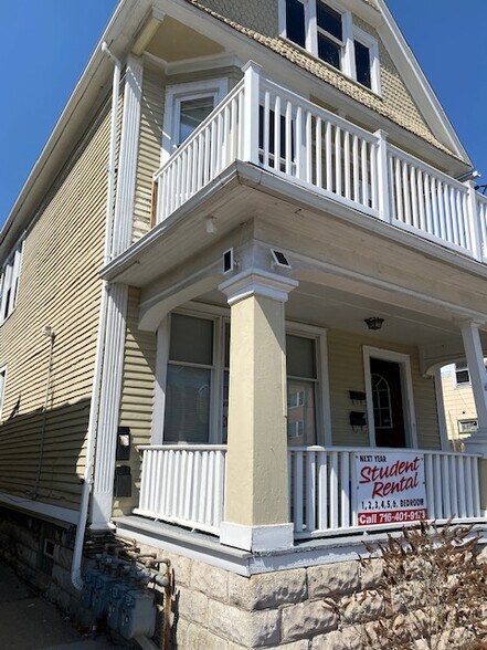 Building Photo - 620 Grant St