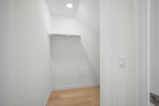 Building Photo - 23775 Orange Blossom Dr