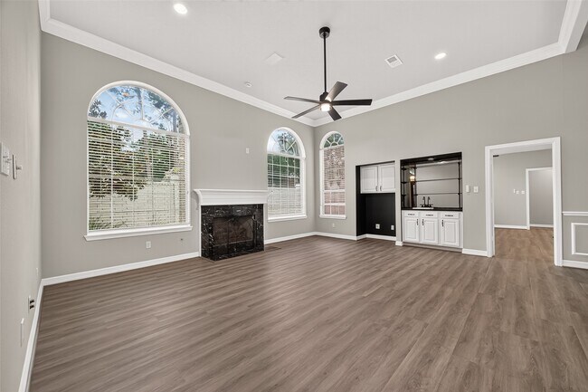 Building Photo - 14303 Reissen Ln