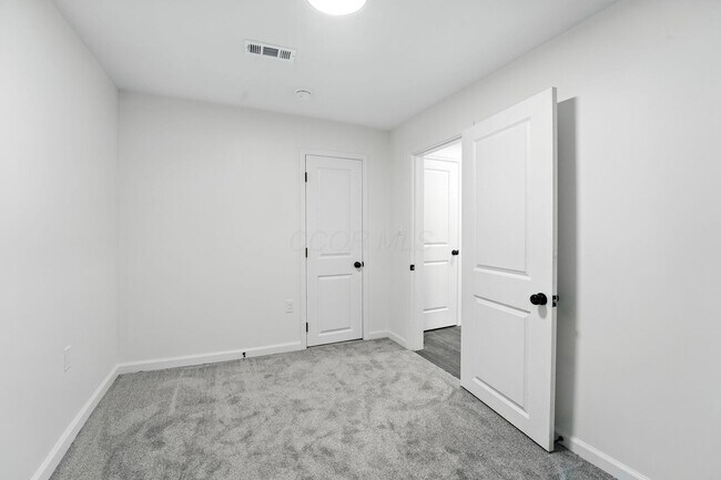 Building Photo - 354 Fernhill Ave