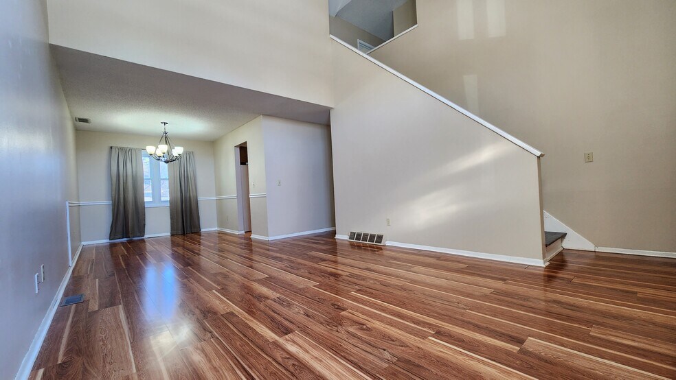 Building Photo - 1209 58th St