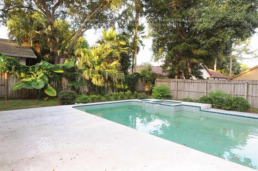 Building Photo - 5023 Orange Grove Way