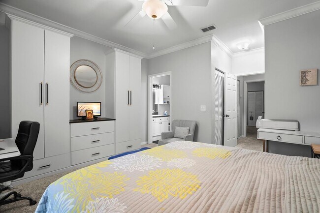 Building Photo - 2173 Tuscany Trace
