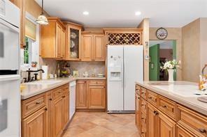 Building Photo - 14 Piezzo Dr