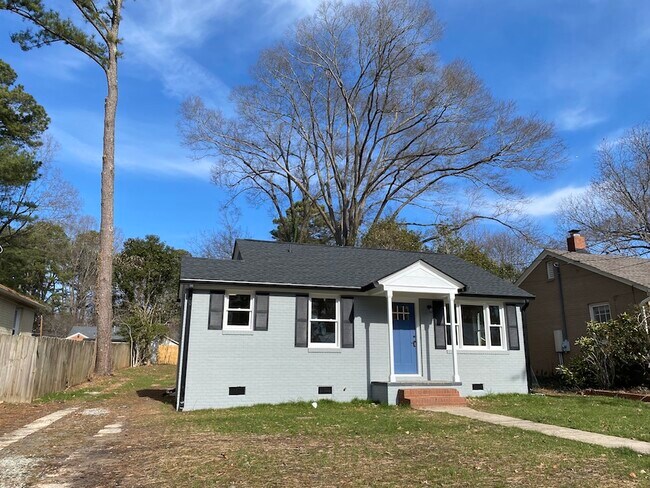 Primary Photo - 403 E Hammond St