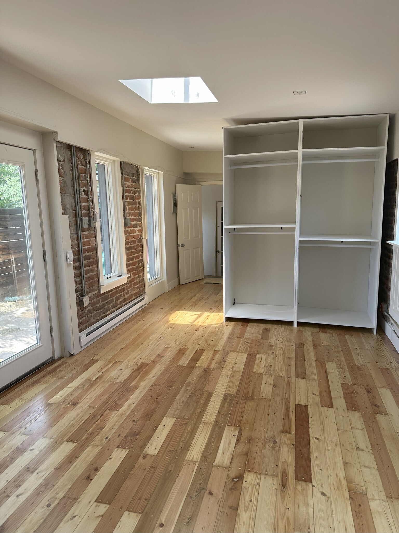 Building Photo - 2818 Welton St