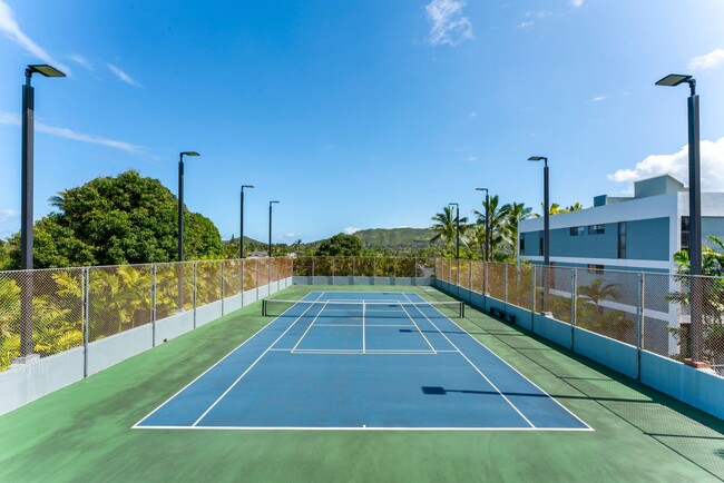Building Photo - Kailua - End unit - amenities gallore - 3 bed, 2 bath Available NOW !