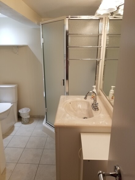 Bathroom - 3531 Oakes Ave