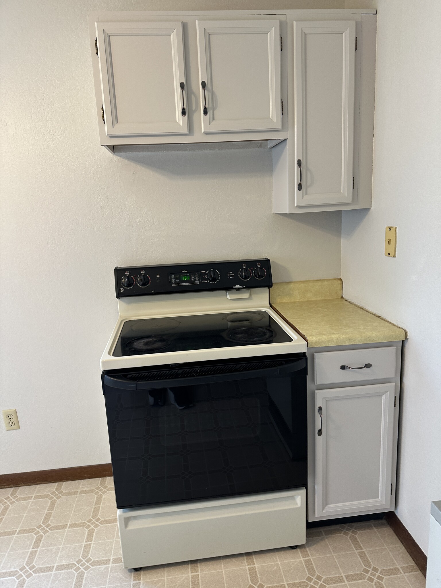 Building Photo - 7991 County Road D