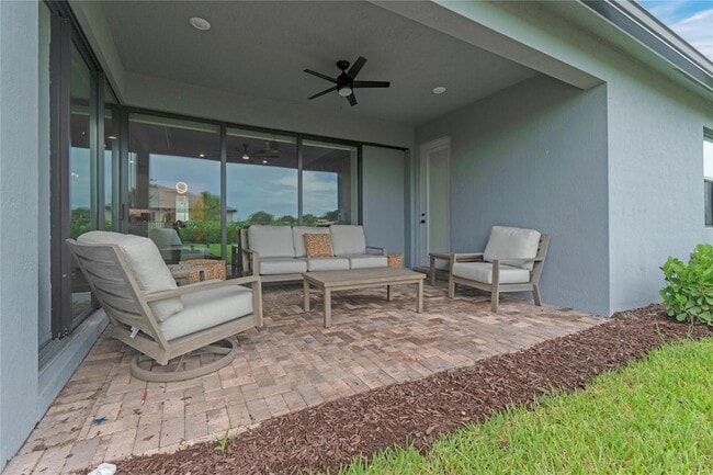 Building Photo - 4566 Silverwood Ln N