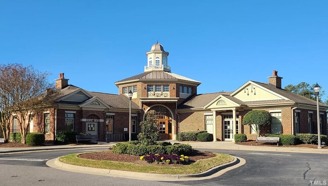 Building Photo - 815 Bristol Bridge Dr