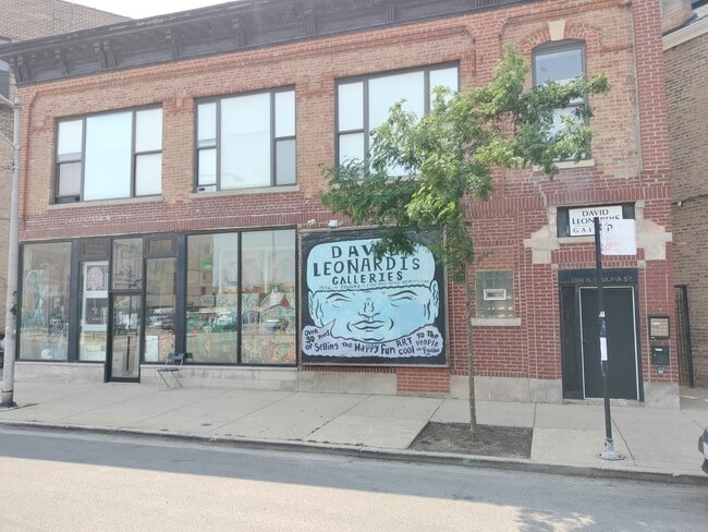 Building Photo - 1346 N Paulina St