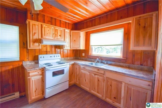 Building Photo - 3284 PA-115