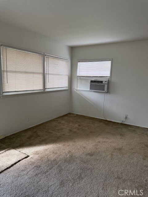 Building Photo - 540 N Howard Ave