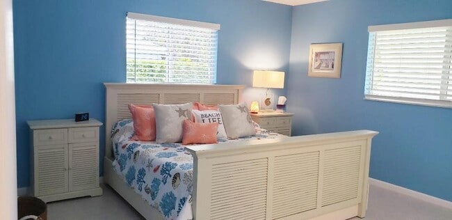 Building Photo - 1150 Emerald Ln