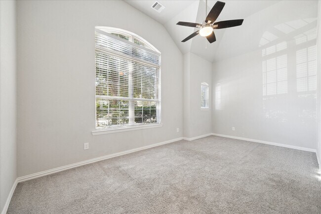 Building Photo - 28418 Asher Falls Ln