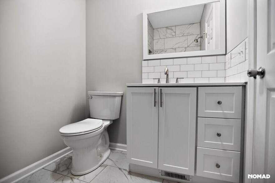 Building Photo - 10 New Bern Dr