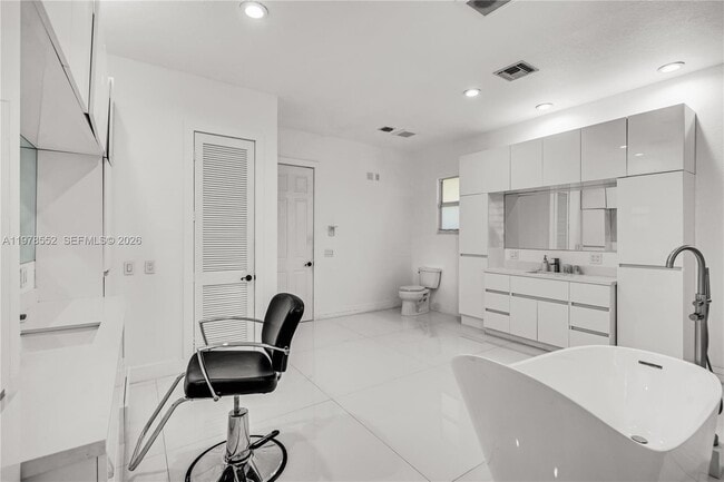 Building Photo - 2161 SW 131st Terrace