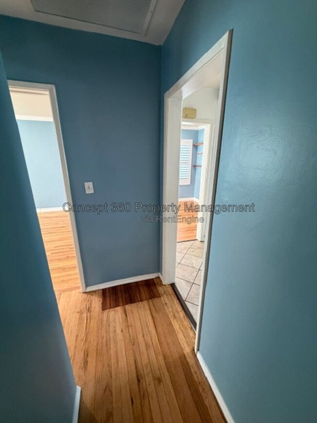 Building Photo - 5029 Fidler Ave