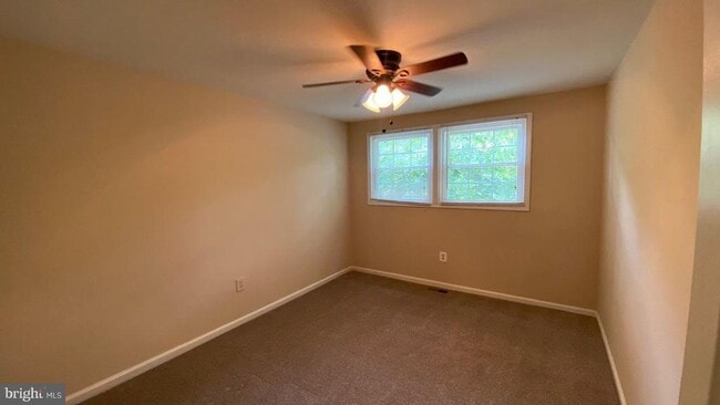 Building Photo - 5529 Woodenhawk Cir