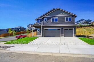 Building Photo - 2331 E Otter Lp