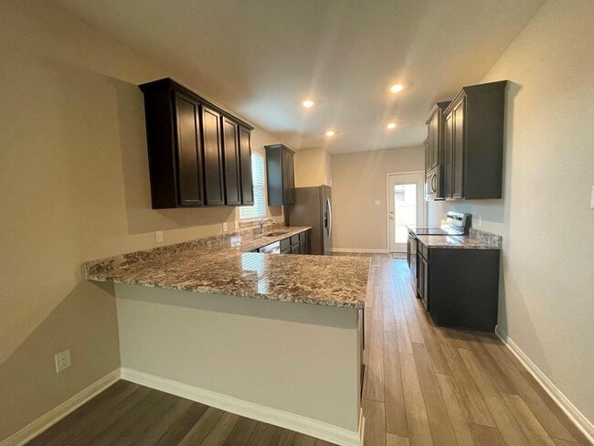 Building Photo - 228 Star Spangled Dr