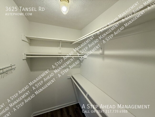 Building Photo - 3625 Tansel Rd
