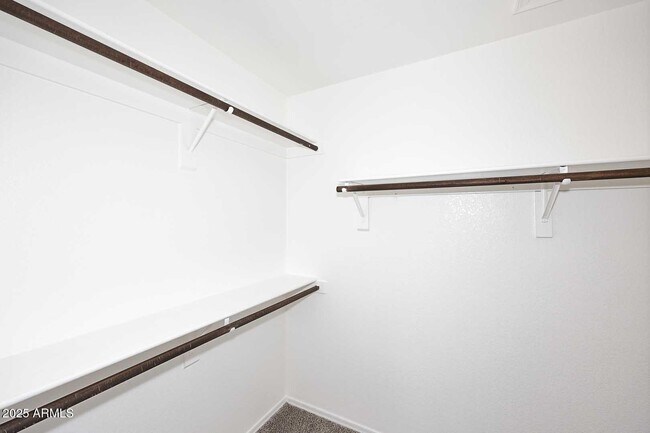 Building Photo - 4331 E Siesta Ln