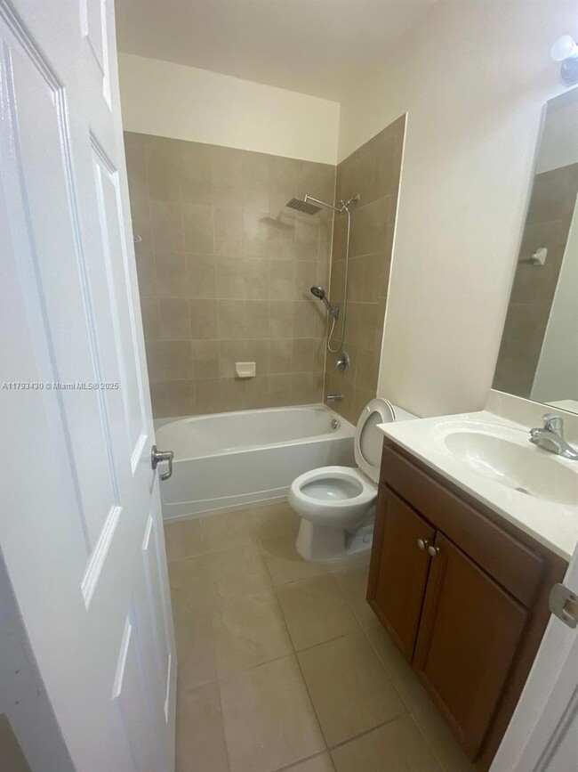 Building Photo - 17460 SW 153rd Ave