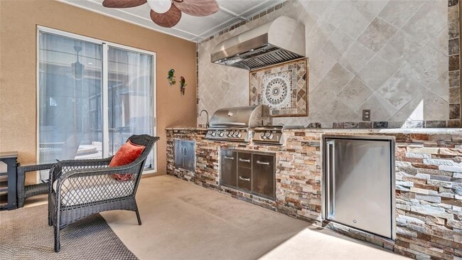 Building Photo - 29135 Rivergate Run