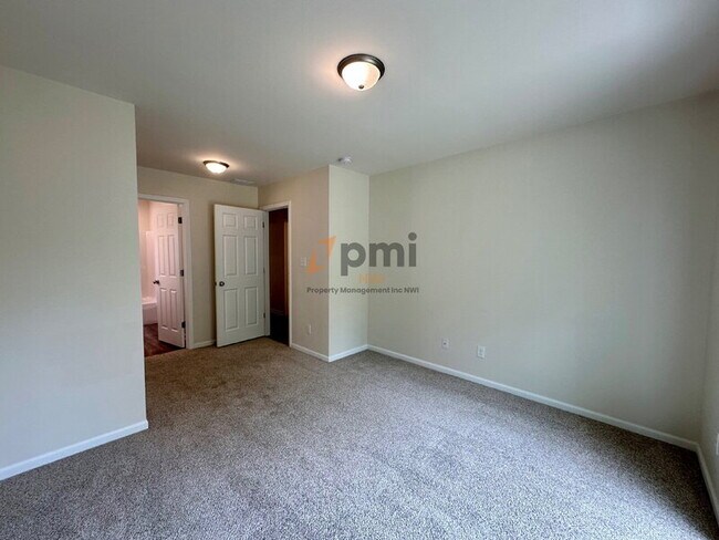 Building Photo - 122-124-124 Park Ave