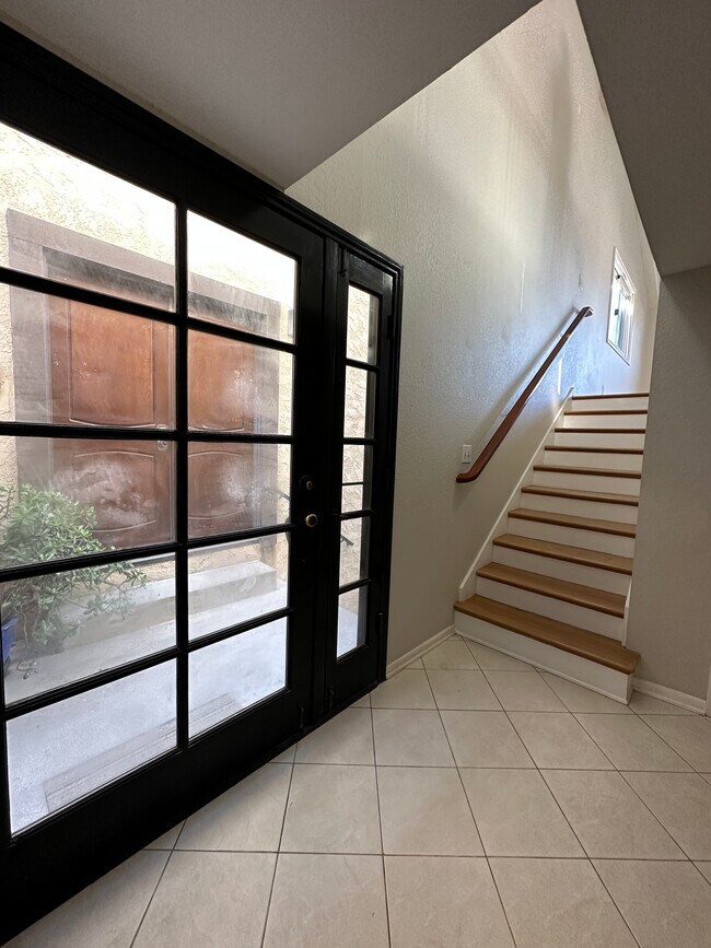 Building Photo - 1624 Havemeyer Ln