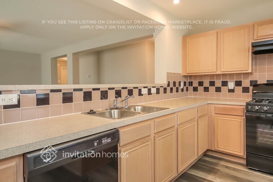 Building Photo - 4907 Bentonite Blvd