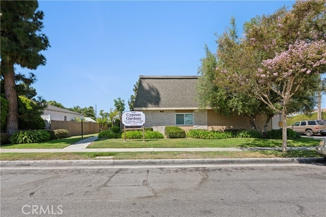 Building Photo - 25205 Cypress St