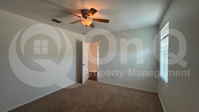 Building Photo - 905 Cedar Creek Dr