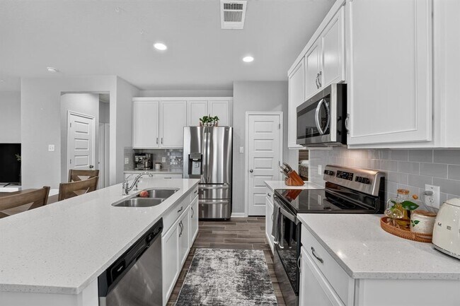 Building Photo - 105 Drifter Ln