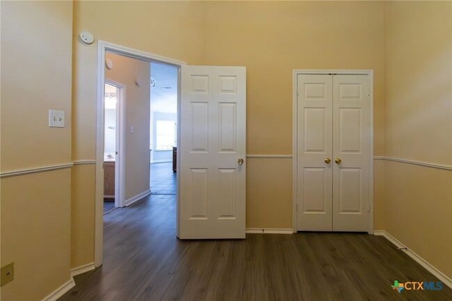 Building Photo - 2306 Wampum Dr