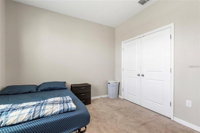 Building Photo - 3914 Lively Coral Pl