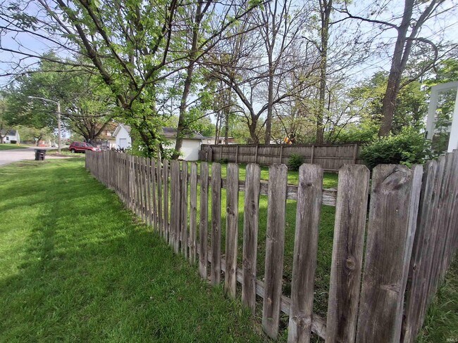 Building Photo - 2801 Pennsylvania St