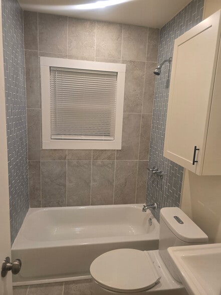 Building Photo - 1650 Terry Mill Rd SE