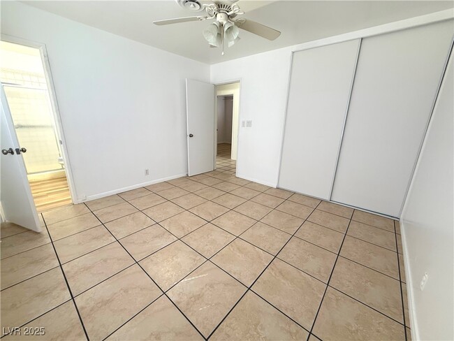 Building Photo - 5804 Jerry Dr
