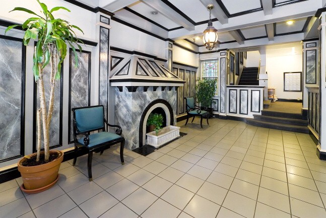 Lobby Photo - 1234 Jones