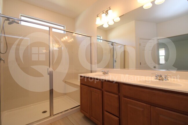 Building Photo - 3270 S Santa Rita Way