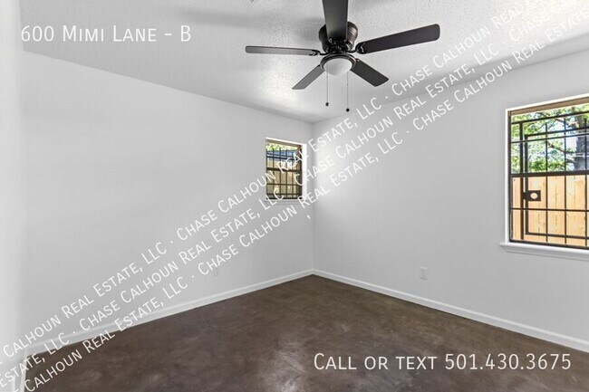 Building Photo - 600 Mimi Ln