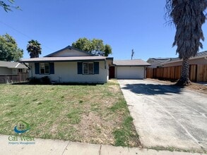 Building Photo - 5510 Yale Dr