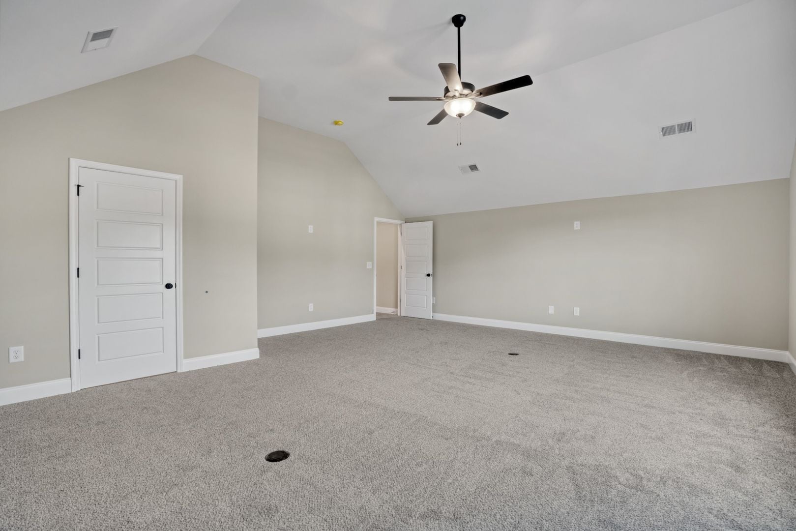 Building Photo - 502 N Halifax Ct