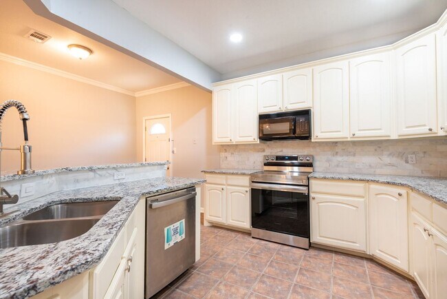 Building Photo - 1302 San Miguel Dr