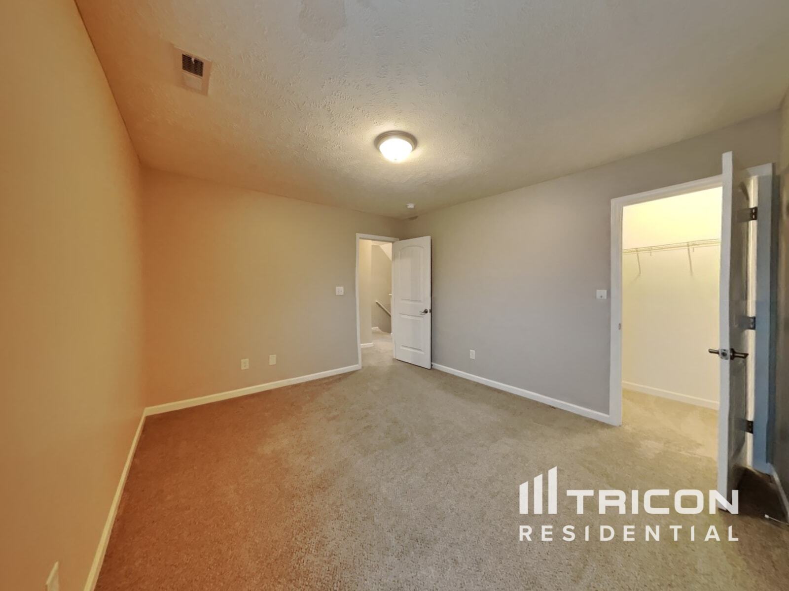 Building Photo - 15 Mossburg Ct