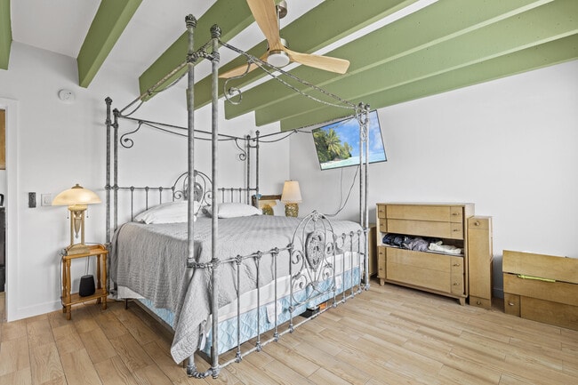 Building Photo - 3500 S Ocean Blvd