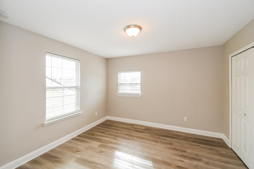 Building Photo - 522 Meldrum Ln